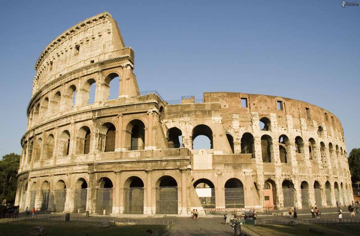 Le ditte edili distruggono il Colosseo