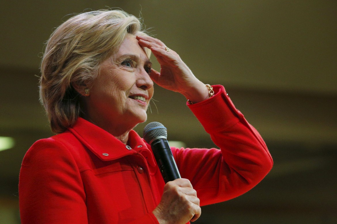 Hillary Clinton sulla Libia: «È stato giusto l’intervento americano»