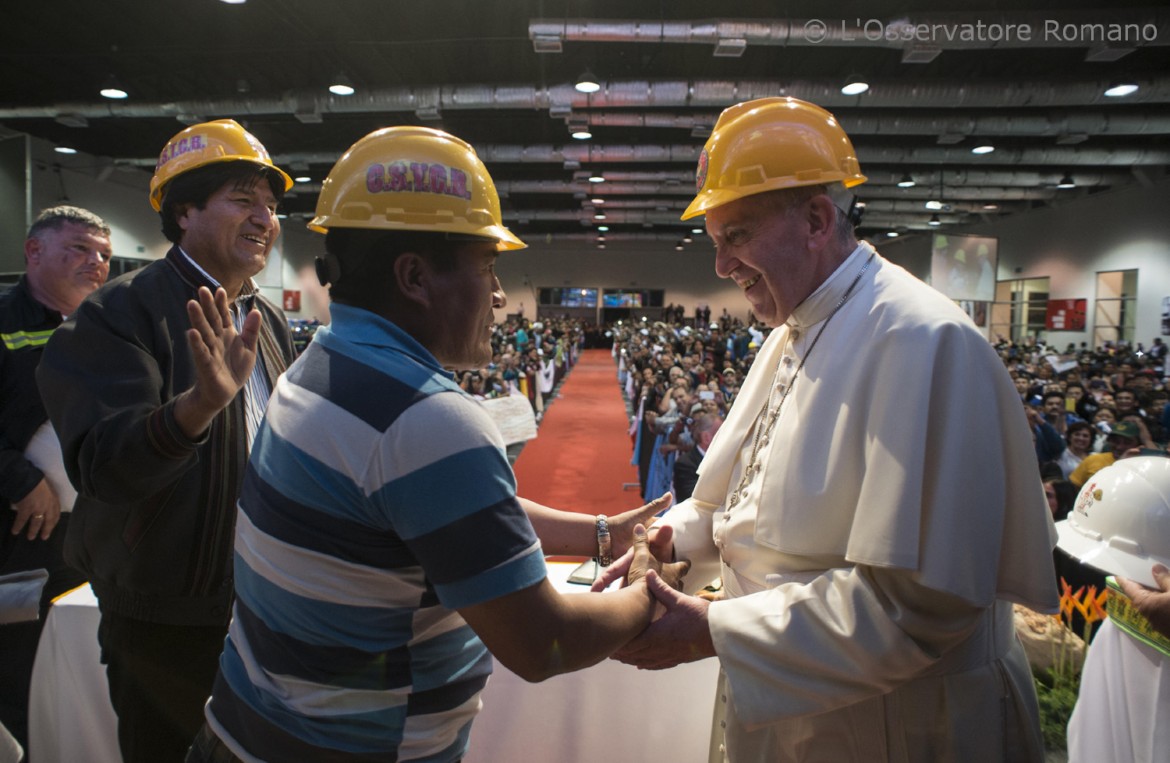 Il papa: «Perdono per il colonialismo»